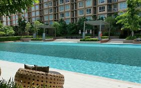 Baan Thew Lom By Meaw